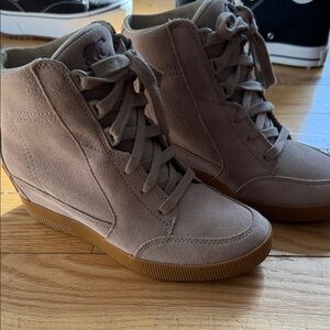 Sorel out and about wedge sneaker